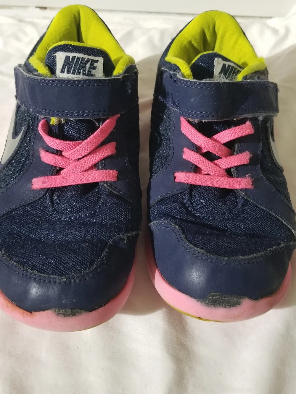 Nike Kid's 1Y Navy Blue Sneakers with Pink Laces and Soles & Lime Green Interior